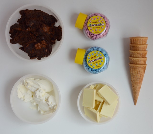 Ingredientes Ice cream cone cake pops. Aroma de chocolate