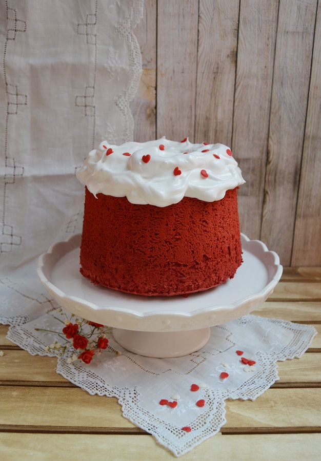 Angel food cake Red velvet. Aroma de chocolate