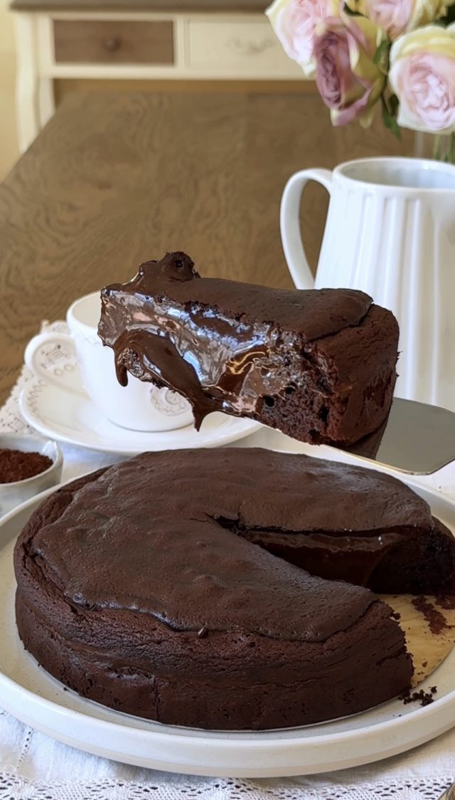 MOELLEUX AU CHOCOLAT. AROMA DE CHOCOLATE