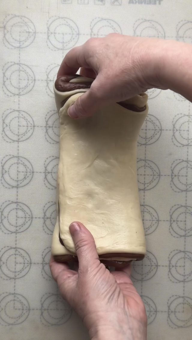 PAN DE MOLDE MARMOLADO. AROMA DE CHOCOLATE