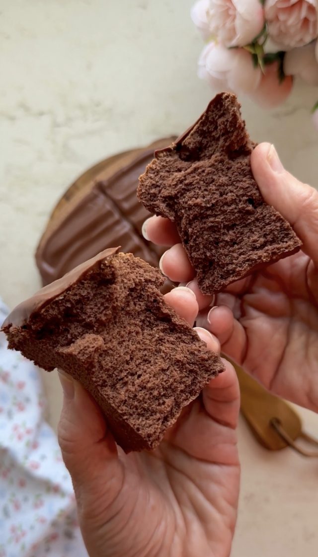 CHOCOLATE CASTELLA CAKE. AROMA DE CHOCOLATE